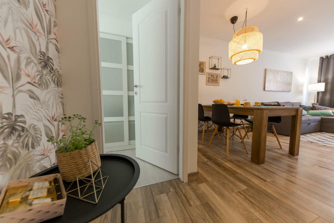 Apartment Lara Trogir Exterior foto